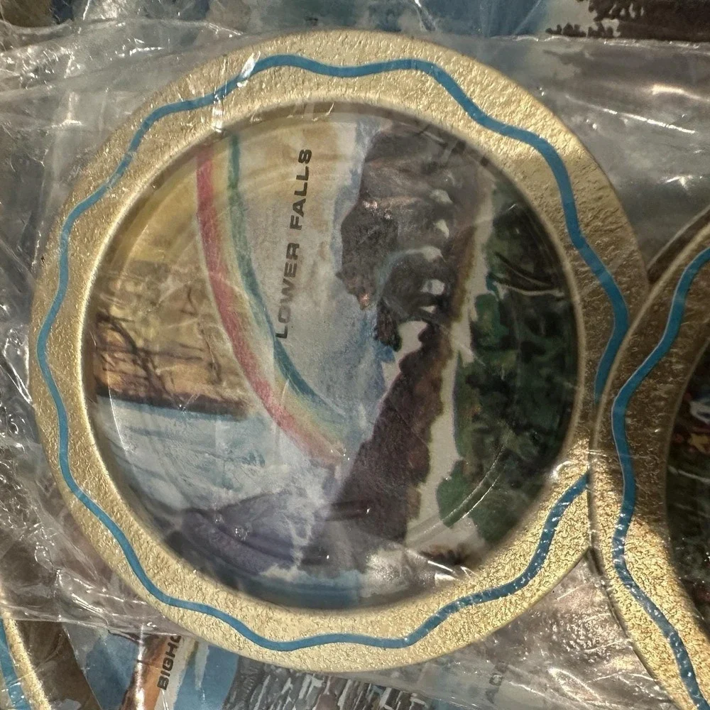 Vtg Yellowstone National Park Old Faithful Souvenir Tray &‎ 6 Coasters NOS